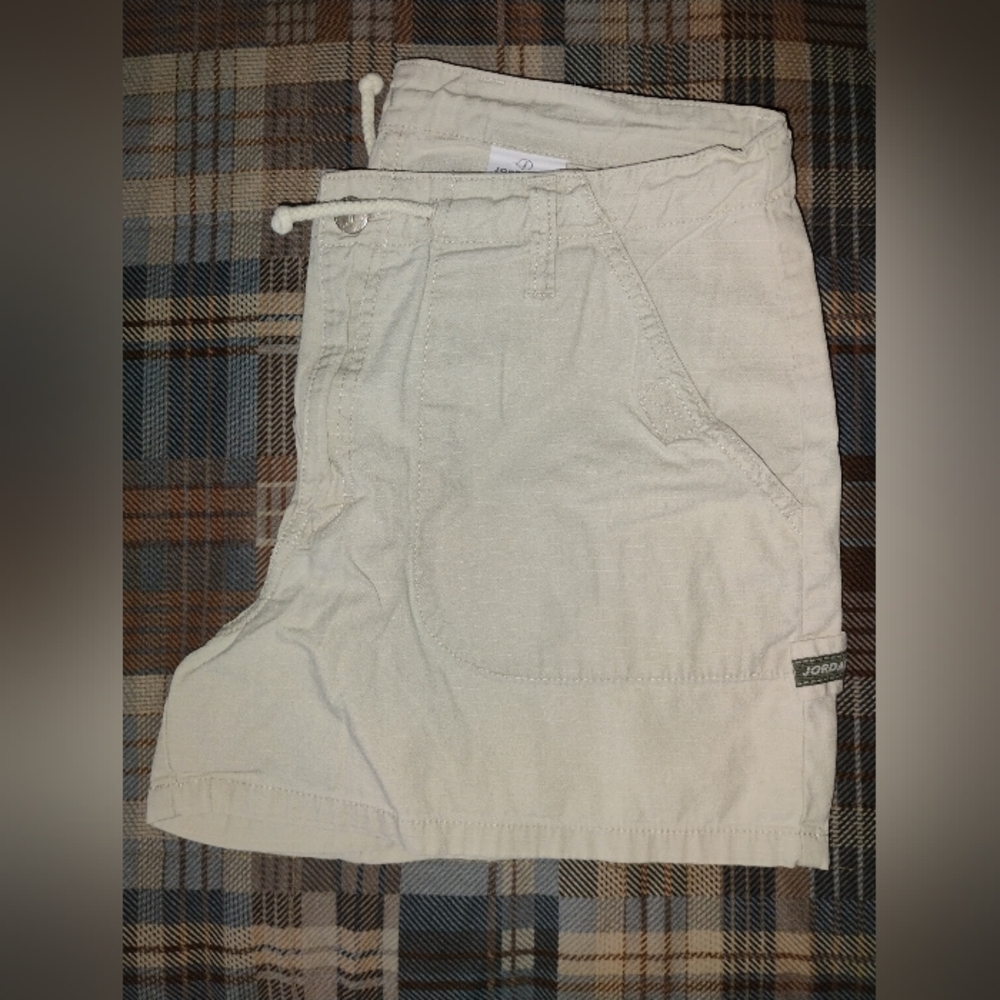 Jordache khaki shorts